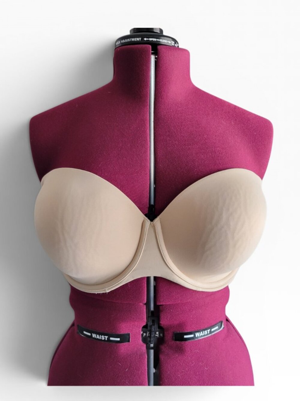 Cacique Lightweight Multi-Way Strapless Bra Nude Smooth Support (Size 42DDD)
